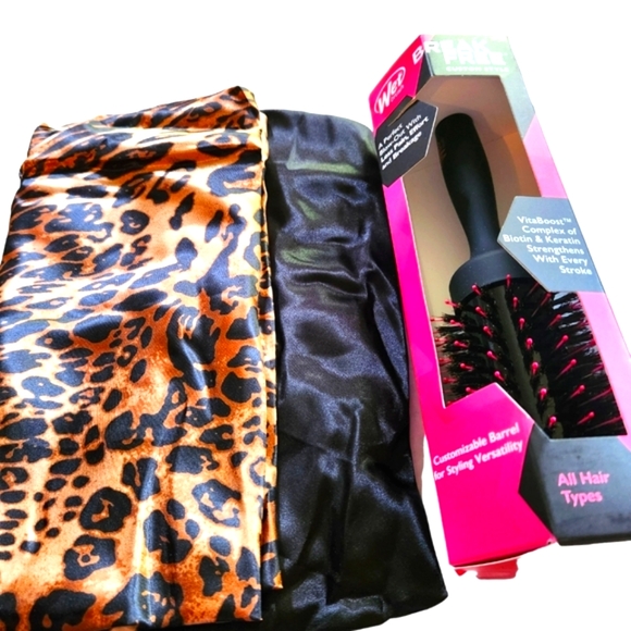 Other - NEW HAIR CARE BUNDLE / WET BRUSH and HAIR BONNETS